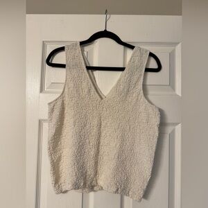 A New Day White Crinkle Tank Top Size Large